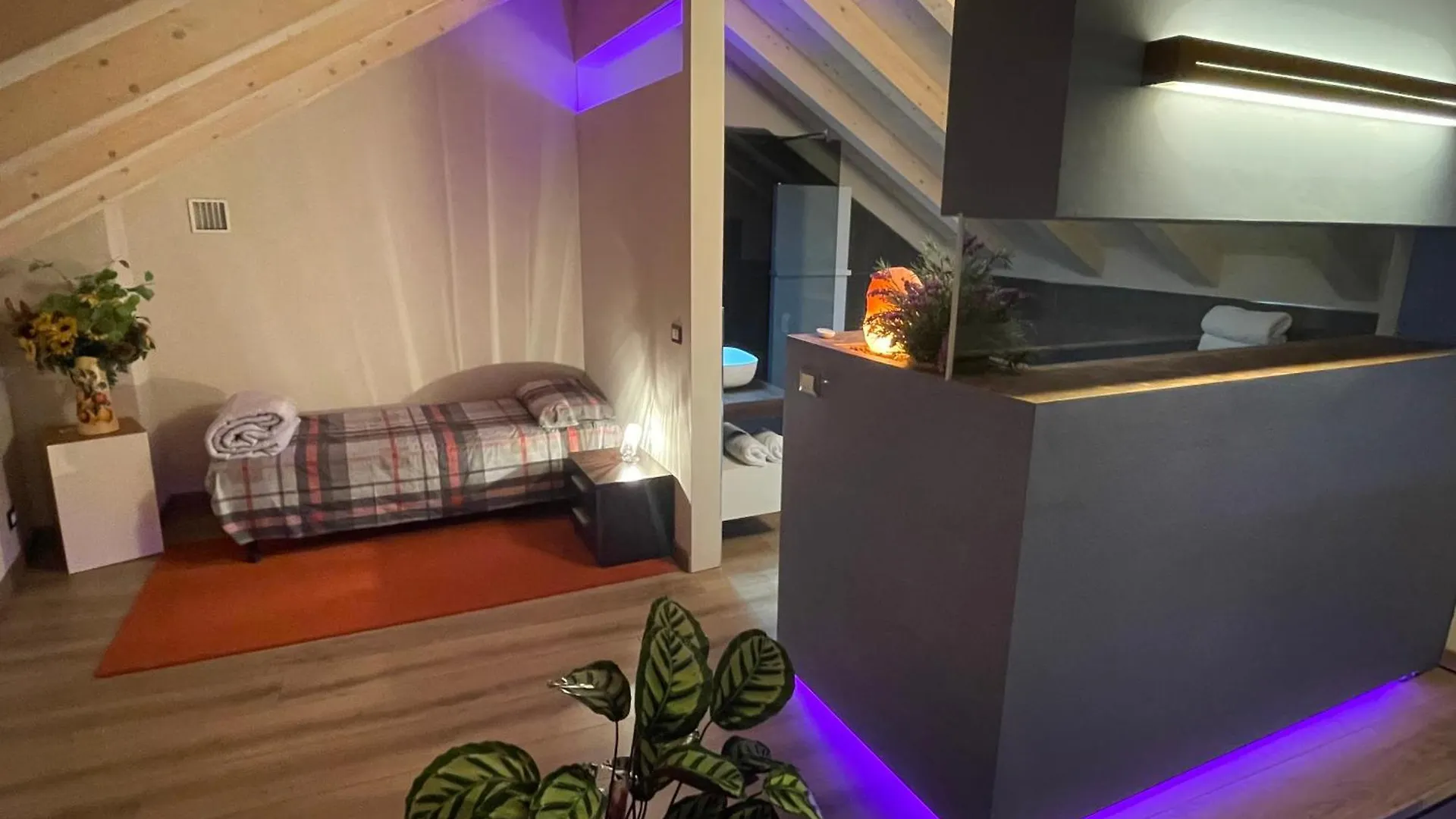 Suite 110 Farra 0*,  Italy